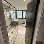 Fields Retreat - 4 Ensuite Bedrooms * ヨーク