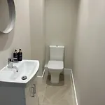 Fields Retreat - 4 Ensuite Bedrooms *