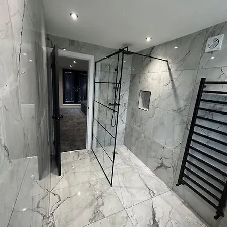 Tatil Evi Fields Retreat - 4 Ensuite Bedrooms