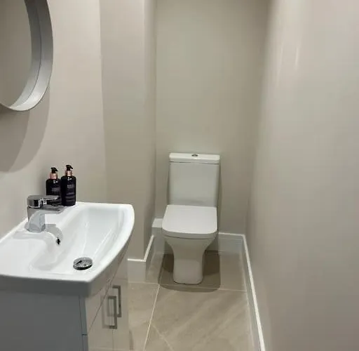 Fields Retreat - 4 Ensuite Bedrooms *