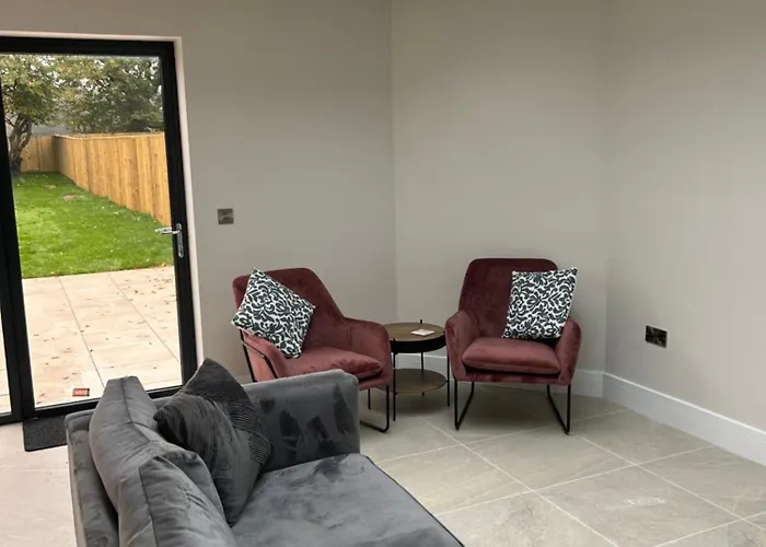 Vakantiehuis Fields Retreat - 4 Ensuite Bedrooms *