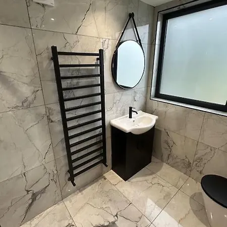 Holiday home Fields Retreat - 4 Ensuite Bedrooms York