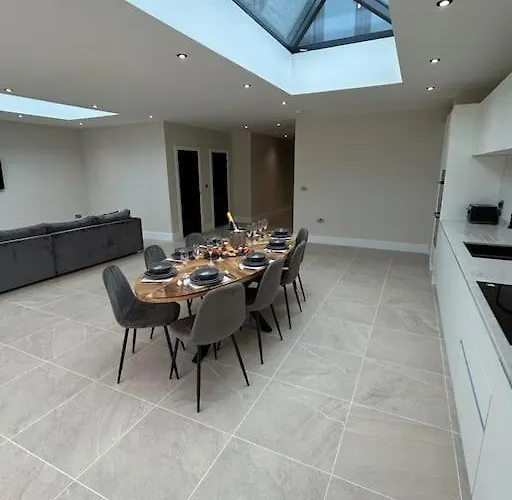 Hébergement de vacances Fields Retreat - 4 Ensuite Bedrooms