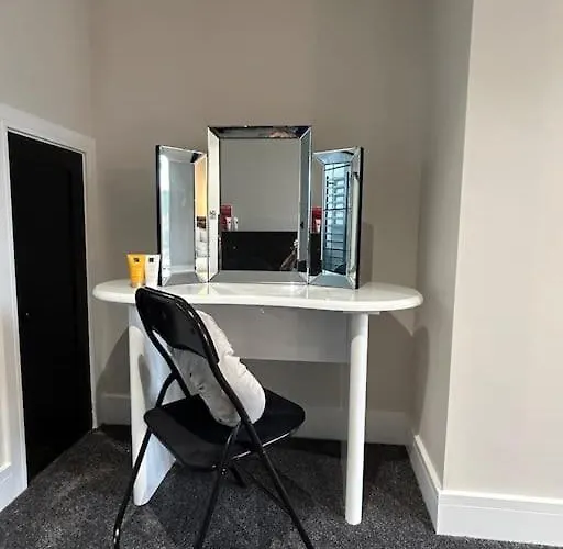 Hébergement de vacances Fields Retreat - 4 Ensuite Bedrooms *