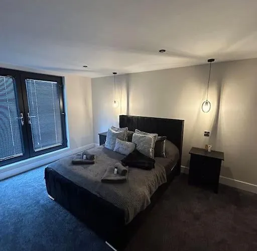 Hébergement de vacances Fields Retreat - 4 Ensuite Bedrooms *